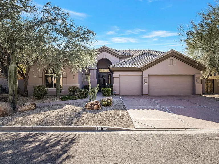 10923 E Bahia Dr — Photo 5