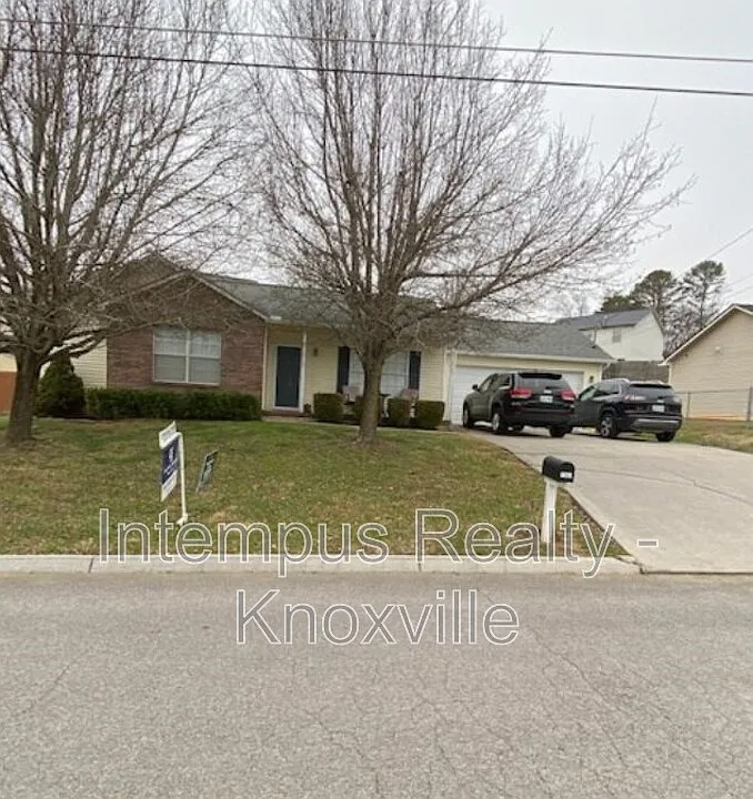 7361 Carowinds Ln