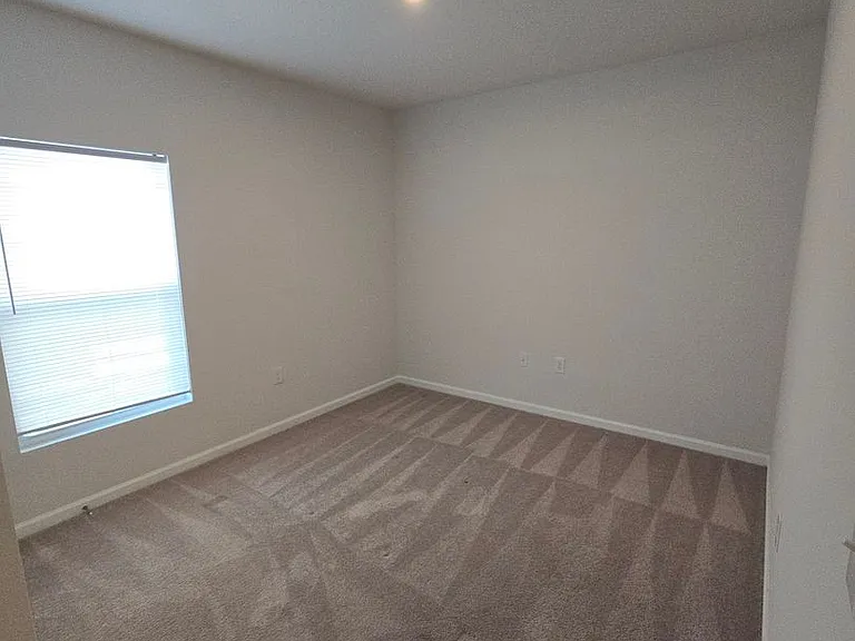 670 Eagle Landing Blvd — Photo 13