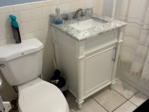 3rd image of 9 Reed St #2