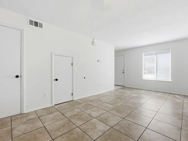 2208 Marsh Point Rd #2208 — Photo 6