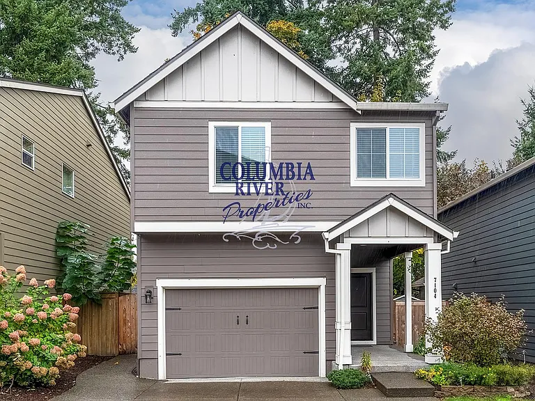 7104 NE 13th Ave — Photo 1