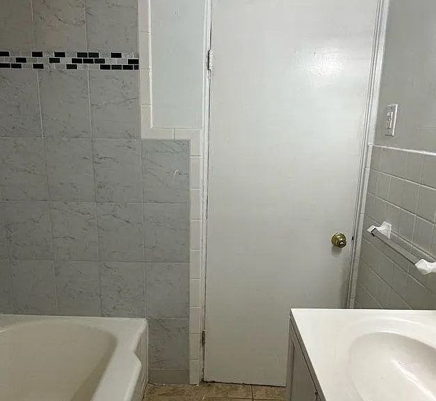 155 W River Streetsuite E #4 — Photo 9