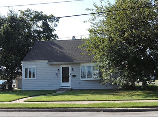 47 Albert Rd, Valley Stream, NY 11580