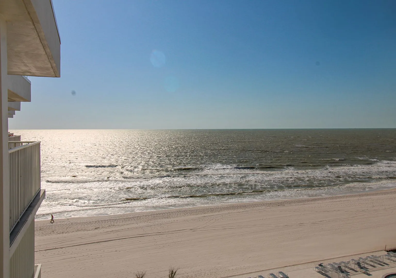 ** 2/2 On The Beach Condo With Spectacular Views ** Seasonal ** The Moorings ** Gulf Shore Blvd N... — Photo 1
