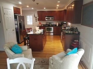 34 Oakledge Rd, Waltham, MA 02452