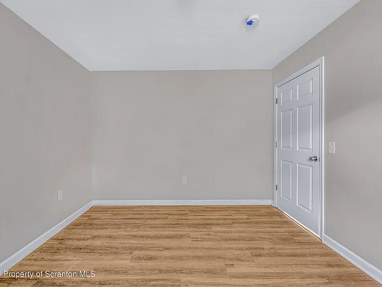 108 E Market St #2 — Photo 11