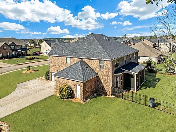 5th image of 4580 Cloister Cir