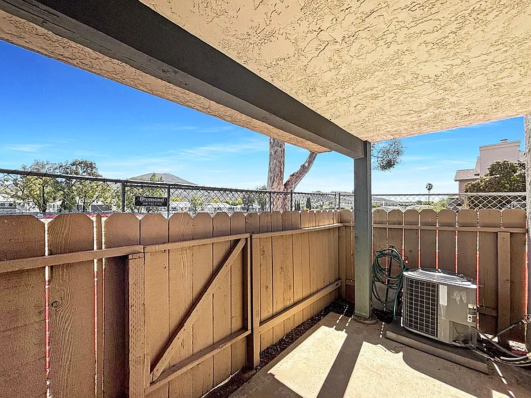2956 Elm Tree Ct — Photo 14