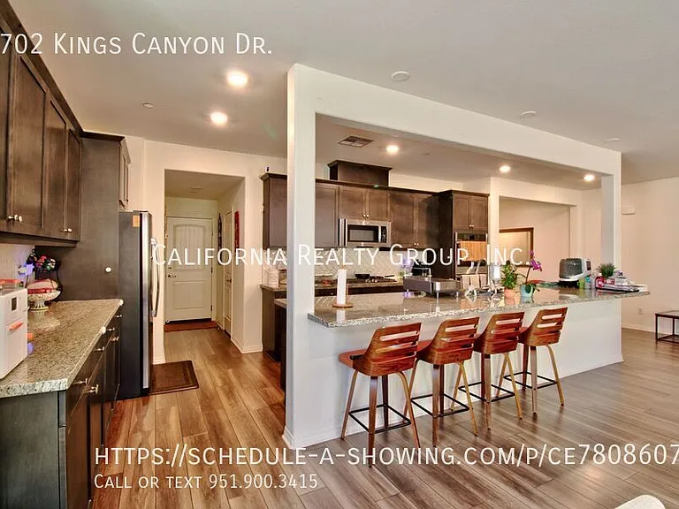 2702 Kings Canyon Dr — Photo 12