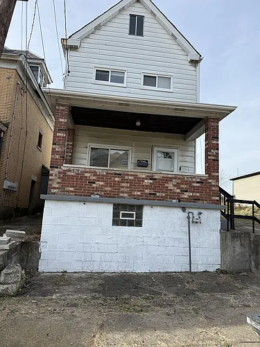 1310 Pirl St Photo 1