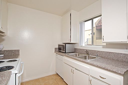 1st image of 1370 Calle Jules APT 220