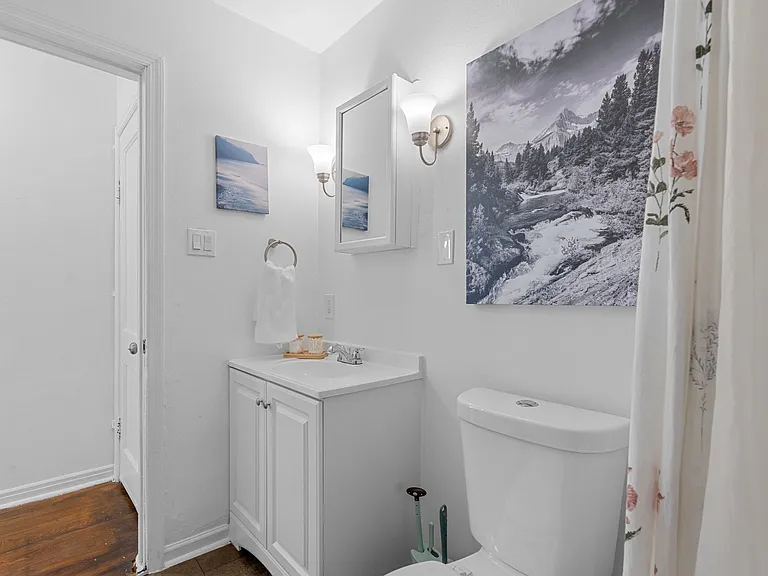 6563 Julian Ave — Photo 17