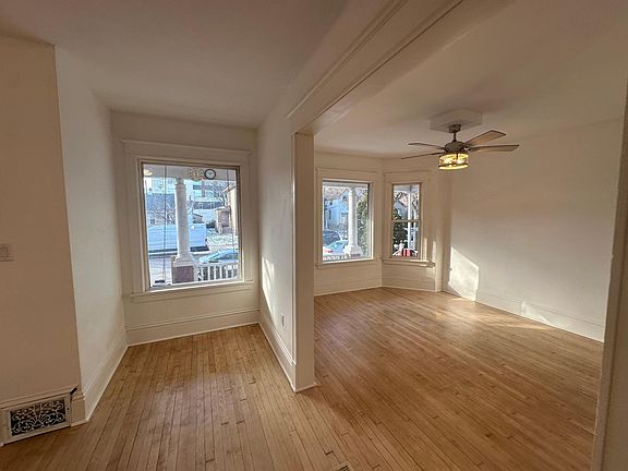 4th image of 932 S 4th St