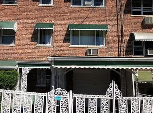 3742 Laconia Ave, Bronx, NY 10469