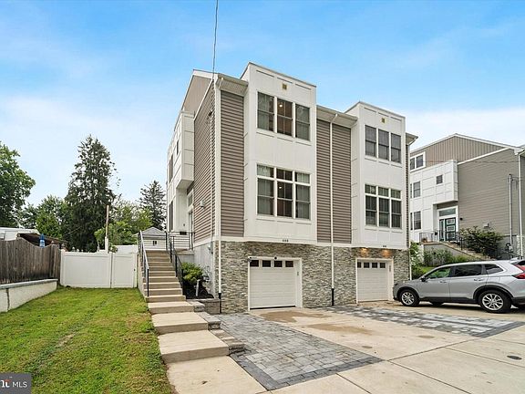 2nd image of 488 Evergreen Ave