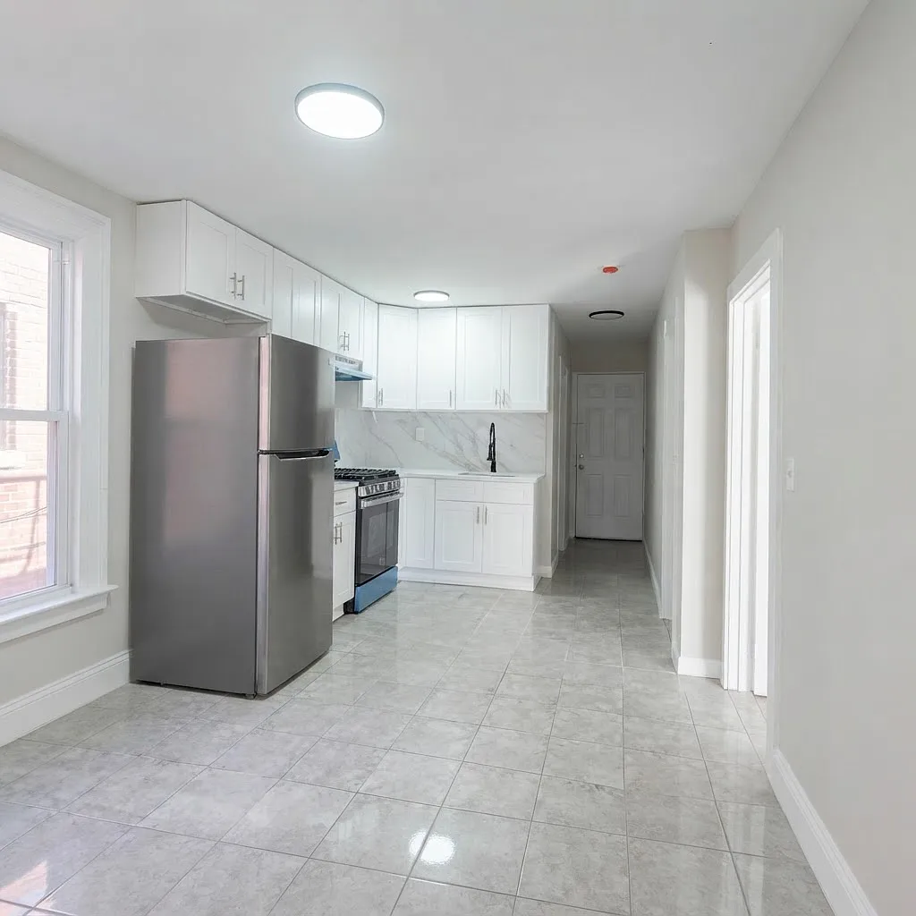 3 bed, 1582 sqft, $1,800 — Photo 2