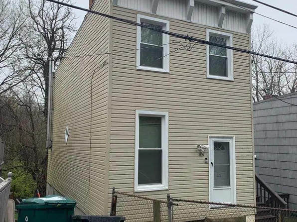 2476 Seegar Ave, Cincinnati, OH 45214