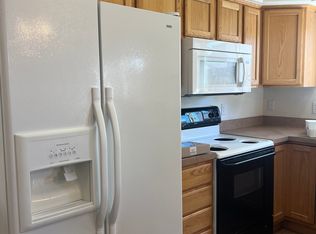 4813 Rosecrest Ct, Pueblo, CO 81005
