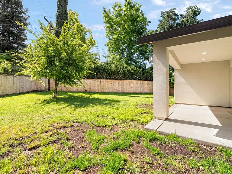 6122 Friendly Ct — Photo 27