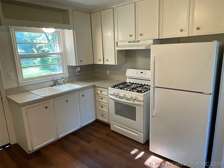 3223 S Jamestown Ave — Photo 5