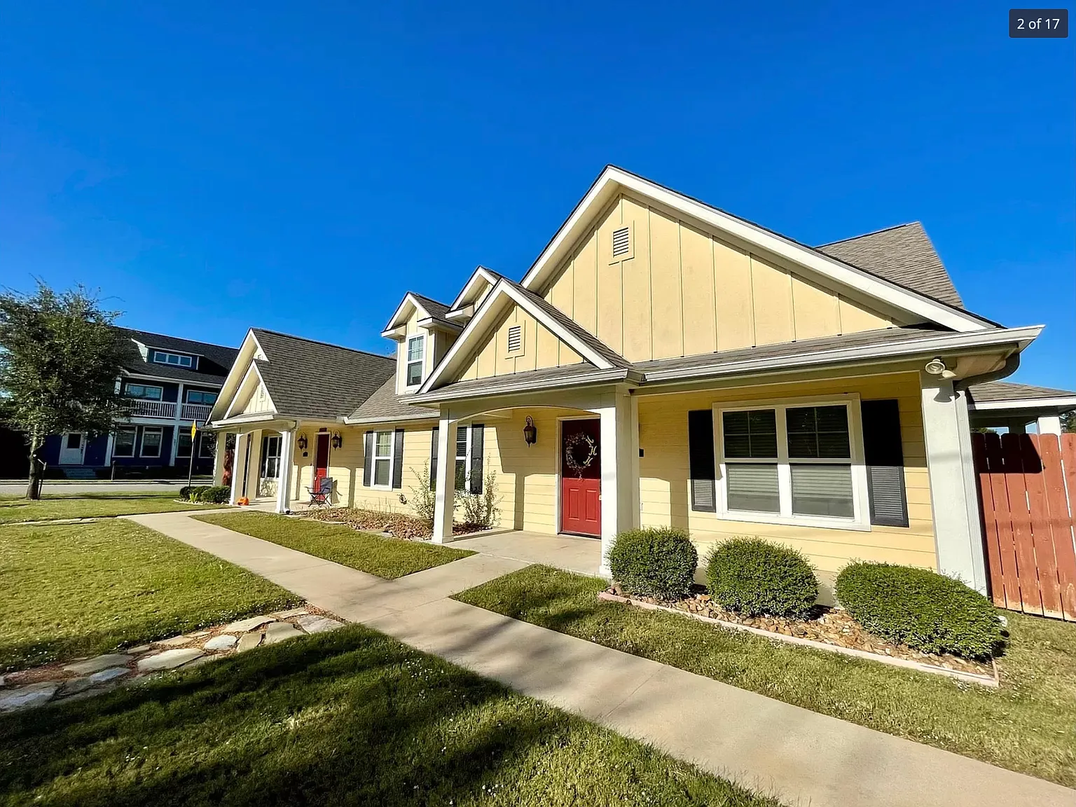 5 bed, 1800 sqft, $575 — Photo 2