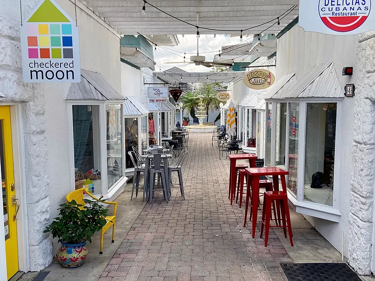 Explore the charm of Mount Dora, just steps from Elevate 155 apartments!