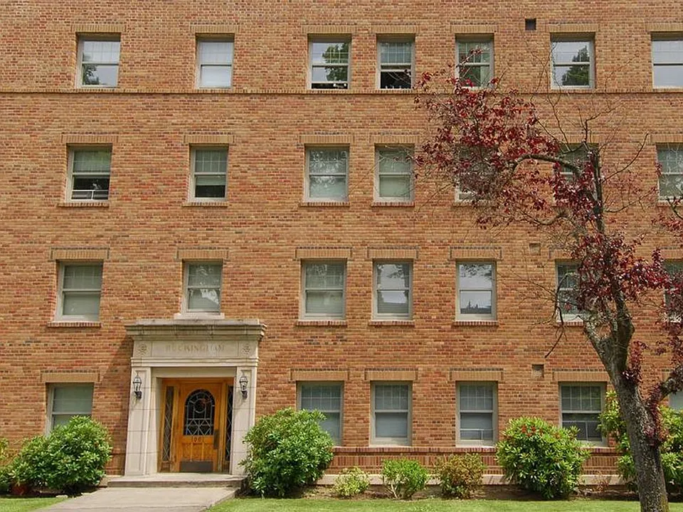 Buckingham Apartments