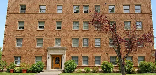 Buckingham Apartments Photo 1