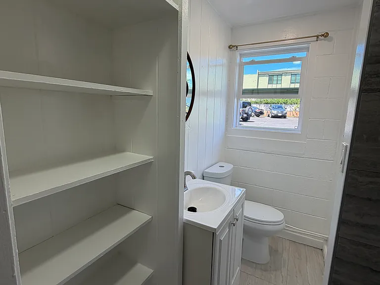 264 California Ave #4 — Photo 6