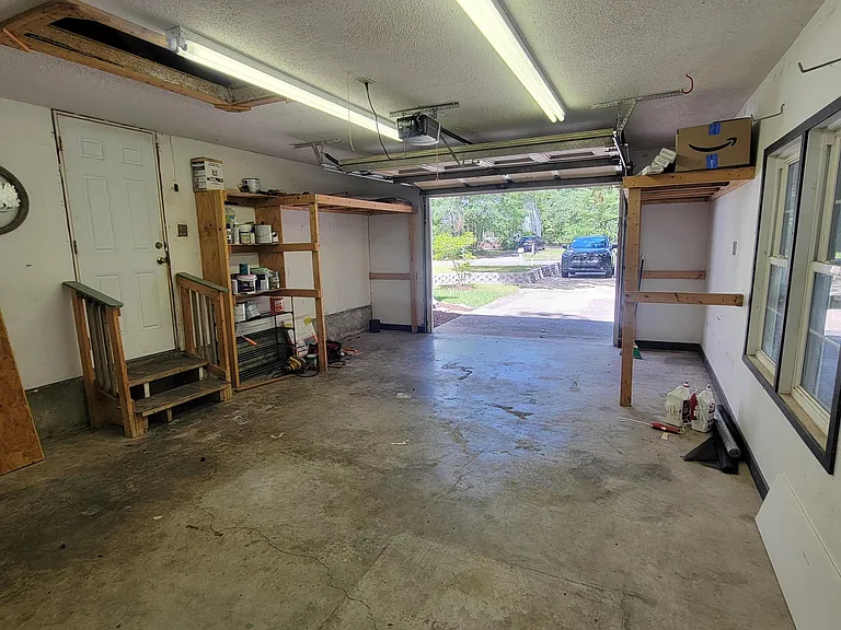 393 E Wood Ln — Photo 13