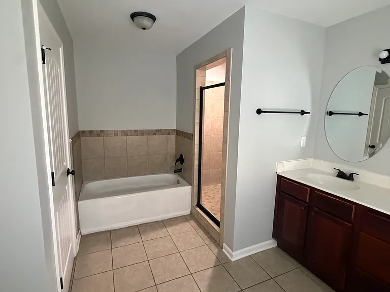2825 Virginia Woods Cv — Photo 19