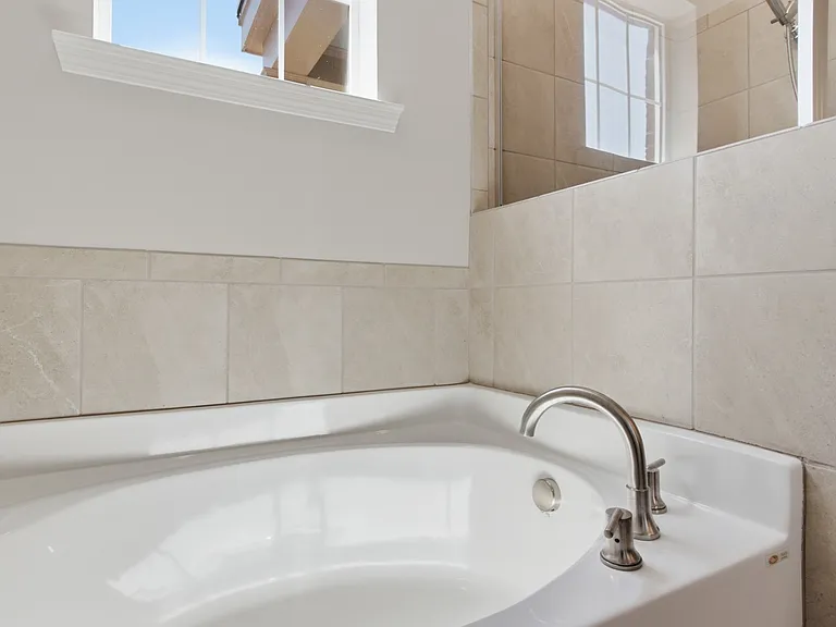 2089 Branford Pl #204 — Photo 30
