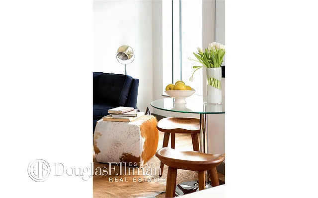 Rented by Douglas Elliman | media 18