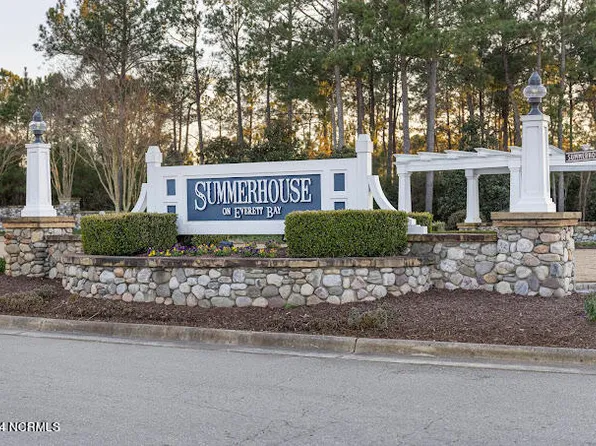 336 Spicer Lake Drive, Holly Ridge, NC 28445