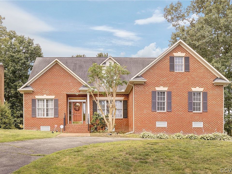 1st image of 9227 Huntington Woods Dr