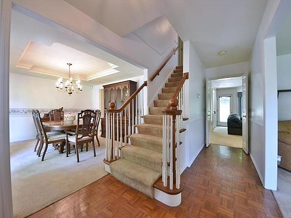 5th image of 11903 Autumn Lakes Dr