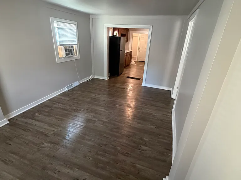 4618 Towle Ave #RH — Photo 5