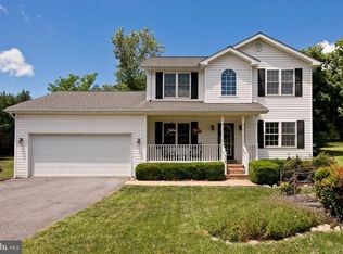 519 Crystal Ln, Strasburg, VA 22657