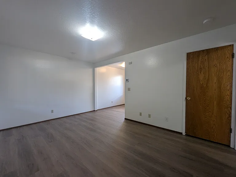 1155 Monterey St #26 — Photo 4