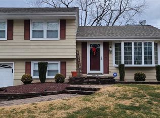 32 Dailey Dr, Hamilton, NJ 08620