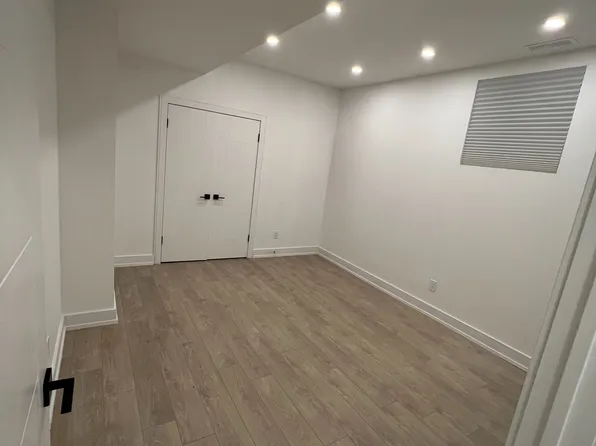 18 Port Royal Ave, Vaughan, ON L4H 4K5