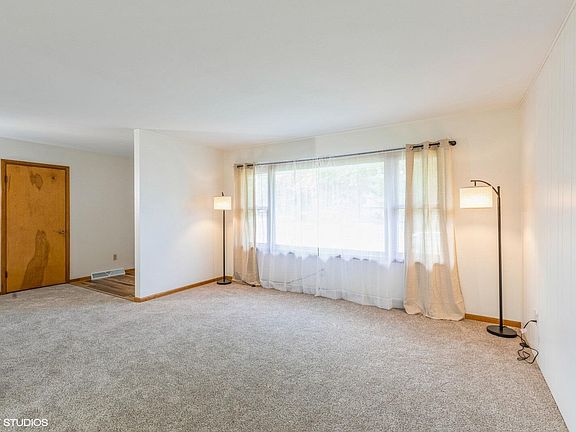 3rd image of 5311 Dexter Dr