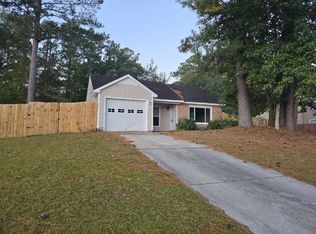 533 Shadowridge Rd, Jacksonville, NC 28546