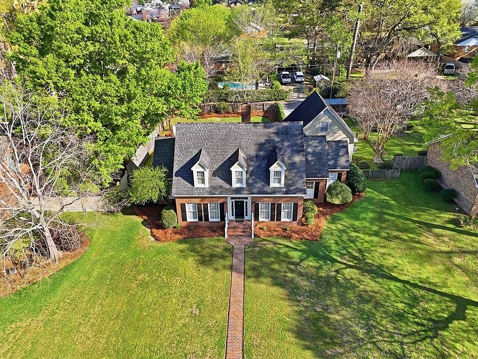 1st image of 2515 Ridgewood Ln