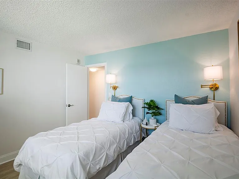 1230 Gulf Blvd #903 — Photo 17