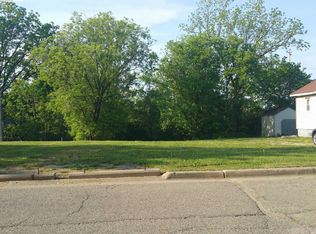 385 Maxwell Rd, Pontiac, MI 48342