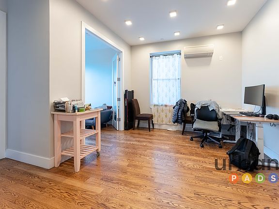 3rd image of 2734 Snyder Ave #3E