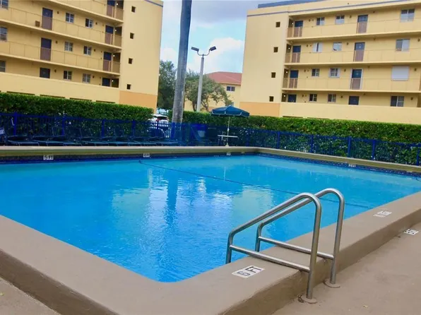 14900 SW 82nd Terrace #14-202, Miami, FL 33193