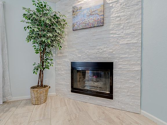 3rd image of 4149 W Corona Dr